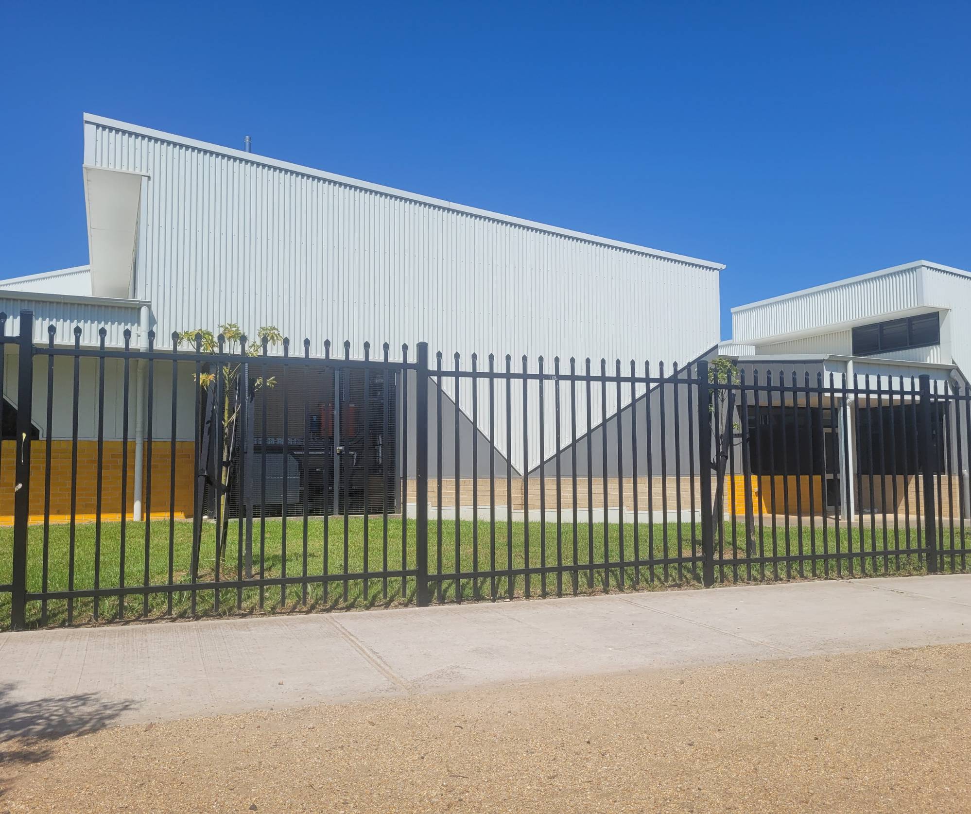 Aluminium Fencing (3)